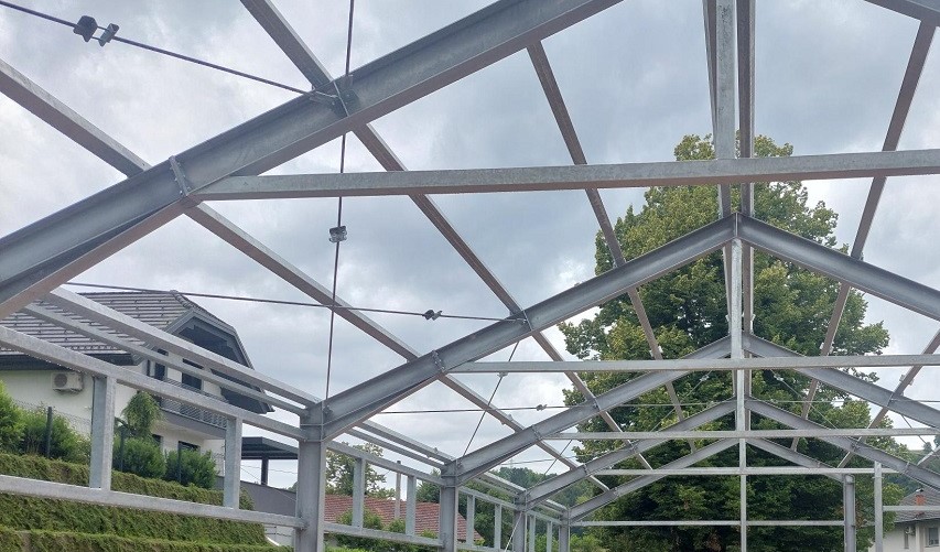 Jeklena konstrukcija za industrijske hale